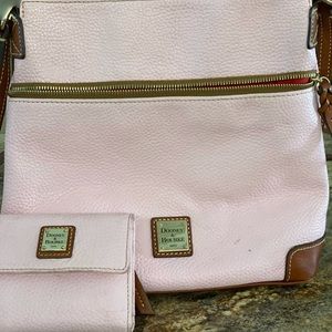 Authentic Dooney & Bourke Crossbody Bag